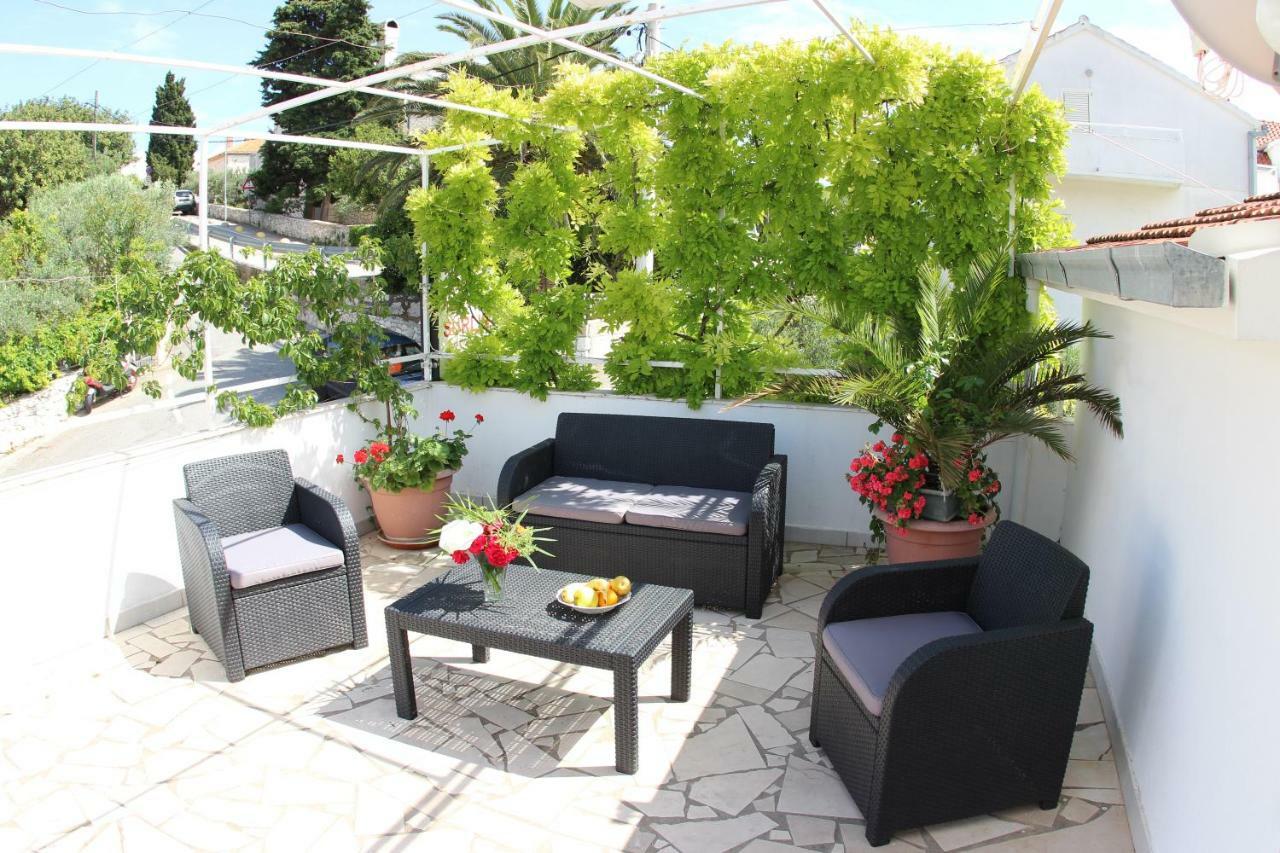 Apartmani Surlin Hvar Town Exterior photo